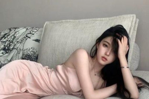 知名男星曝港圈潜规则！被男富豪开价1500万包养遭女星睡衣诱惑